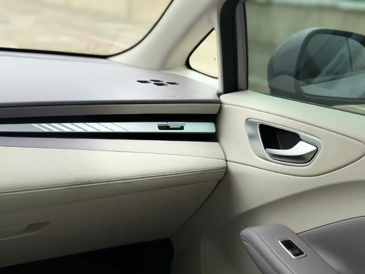 2026 BaoJun YepPlus BEV,autocango,china used car exporter,china ev exporter,chinese used car exporter,chinese used ev exporter