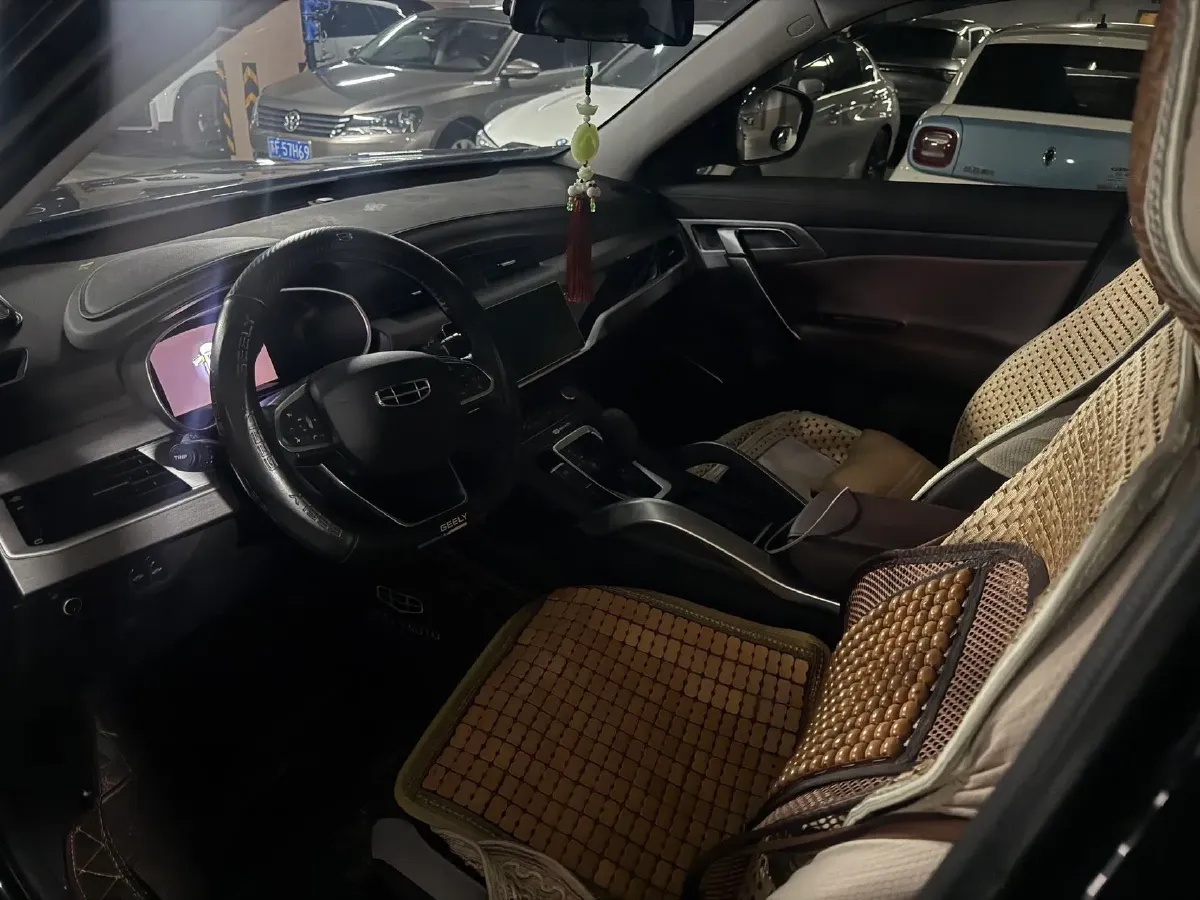 2022 Geely Azkarra 1.8T 184HP L4 7DCT,autocango,china used car exporter,china ev exporter,chinese used car exporter,chinese used ev exporter