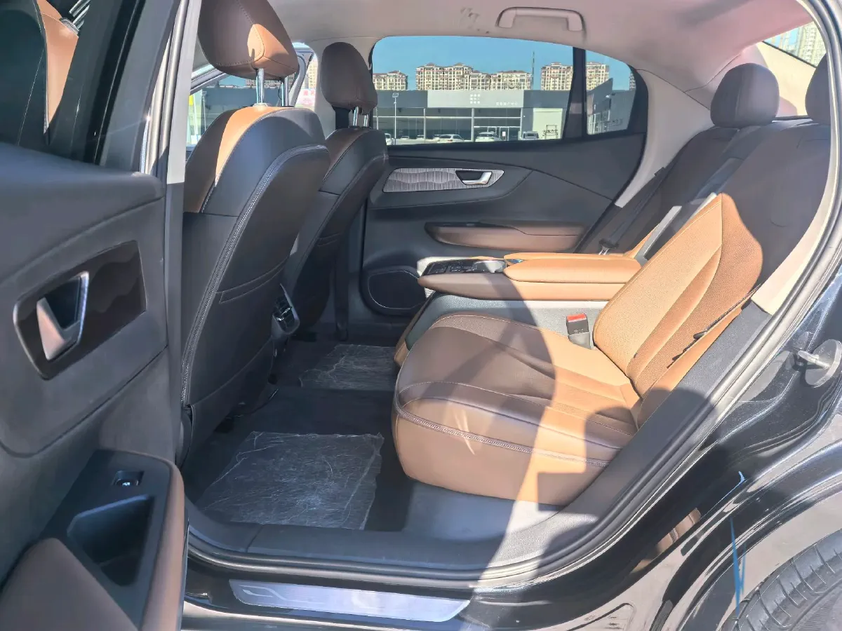 2021 HongQi E-QM5 BEV 54KWH,autocango,china used car exporter,china ev exporter,chinese used car exporter,chinese used ev exporter