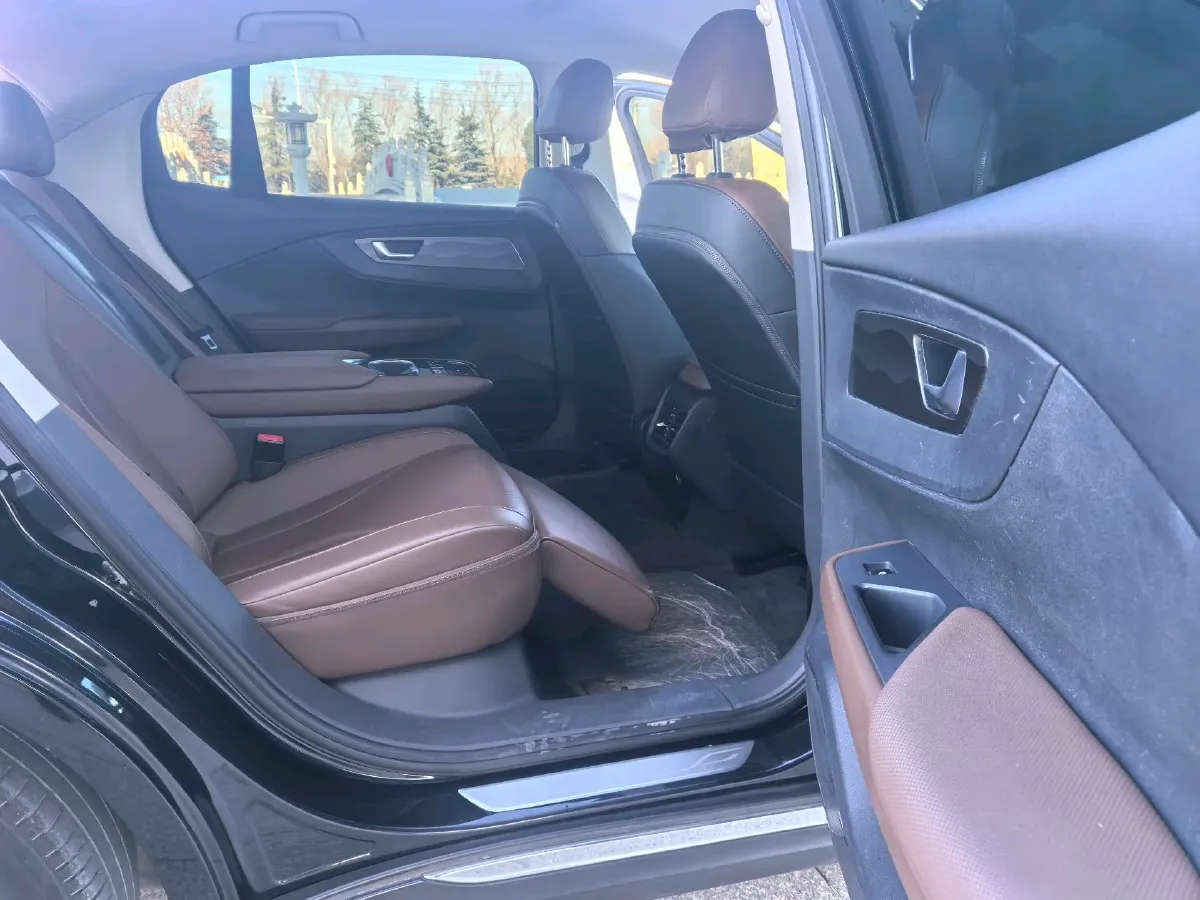 2021 HongQi E-QM5 BEV 54KWH,autocango,china used car exporter,china ev exporter,chinese used car exporter,chinese used ev exporter