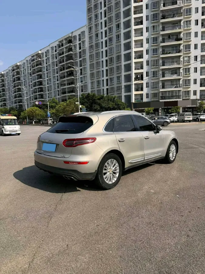 2017 Zotye SR9 2.0T 190HP L4 6DCT,autocango,china used car exporter,china ev exporter,chinese used car exporter,chinese used ev exporter