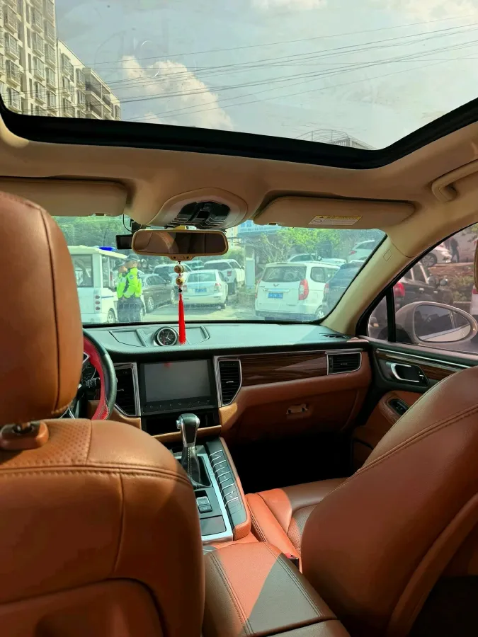 2017 Zotye SR9 2.0T 190HP L4 6DCT,autocango,china used car exporter,china ev exporter,chinese used car exporter,chinese used ev exporter