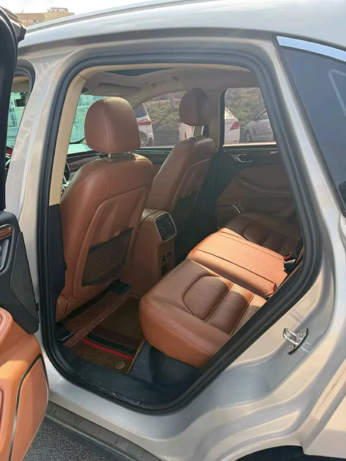 2017 Zotye SR9 2.0T 190HP L4 6DCT,autocango,china used car exporter,china ev exporter,chinese used car exporter,chinese used ev exporter