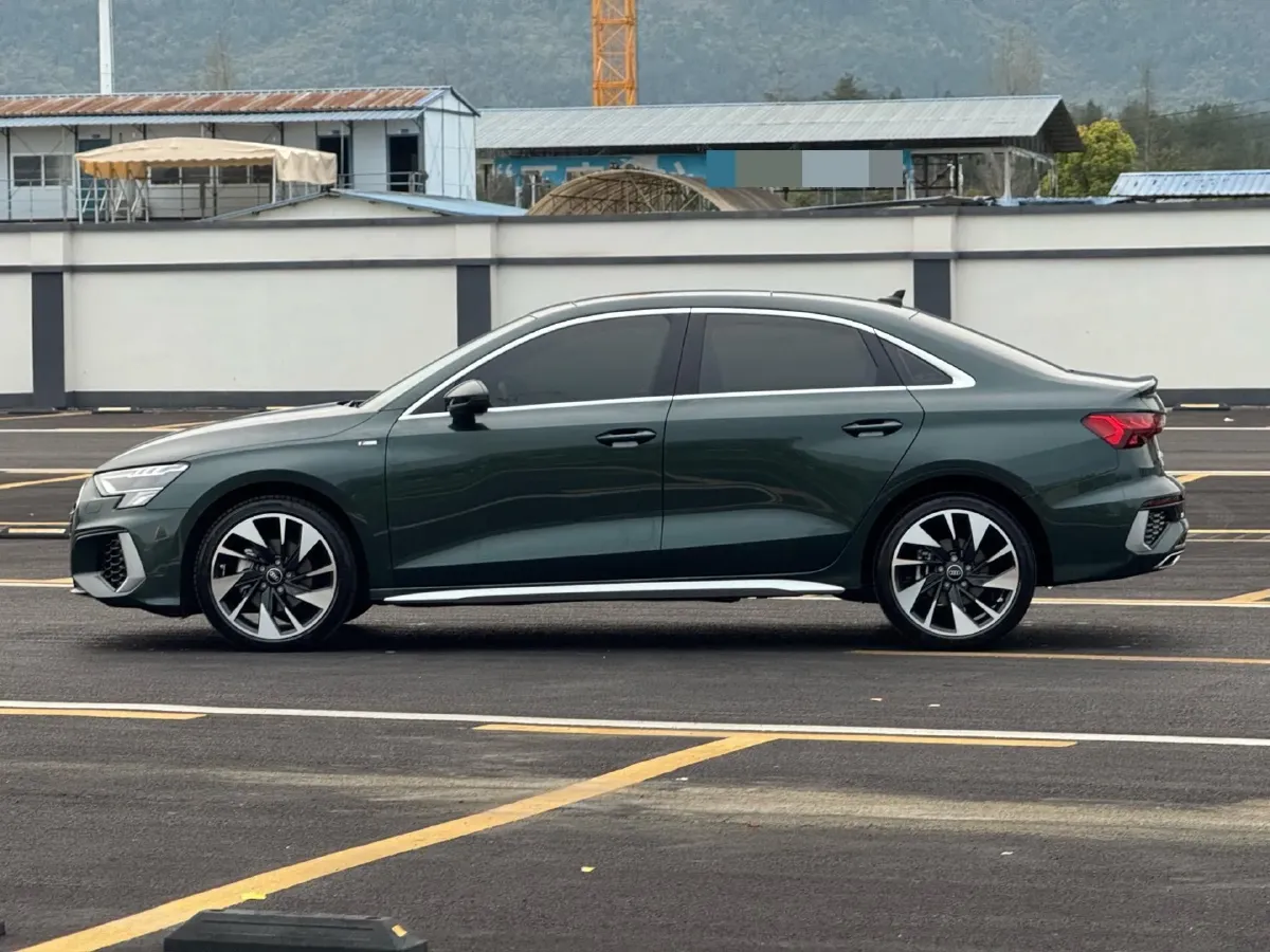 2022 Audi A3 1.4T 150HP L4 7DCT,autocango,china used car exporter,china ev exporter,chinese used car exporter,chinese used ev exporter