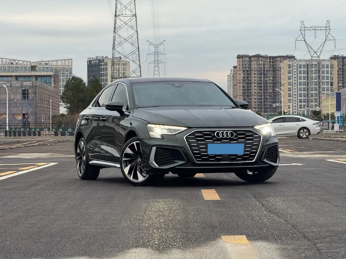 2022 Audi A3 1.4T 150HP L4 7DCT,autocango,china used car exporter,china ev exporter,chinese used car exporter,chinese used ev exporter