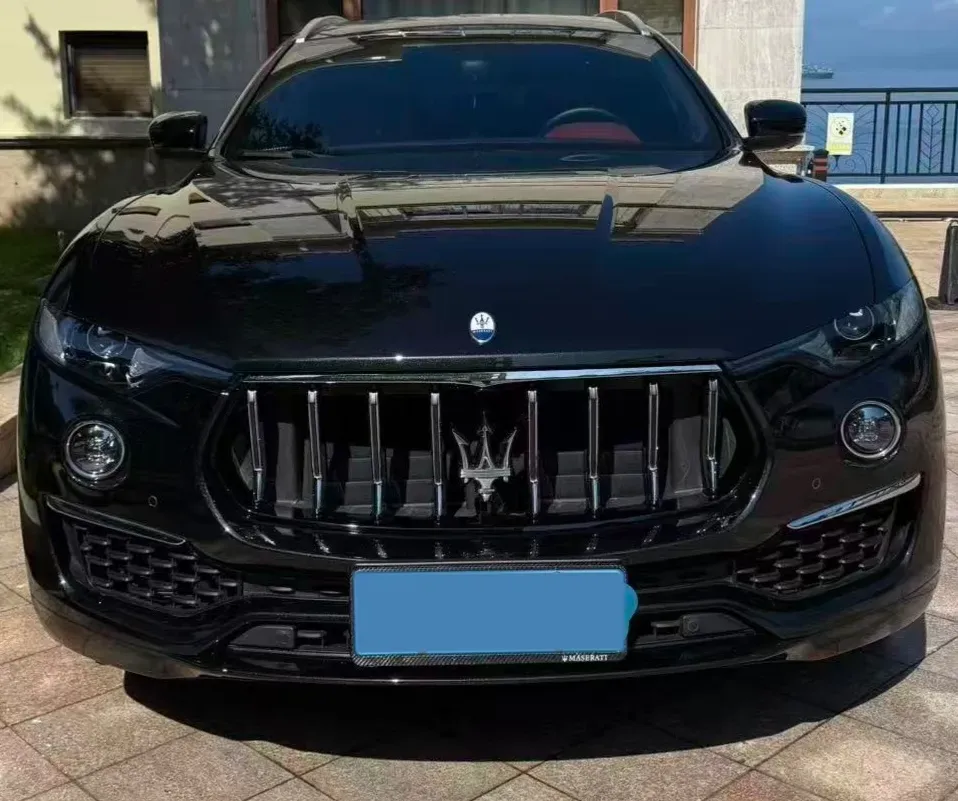 2022 Maserati Levante 2.0T 330HP L4 8AT,autocango,china used car exporter,china ev exporter,chinese used car exporter,chinese used ev exporter