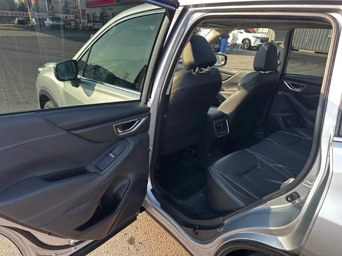 2021 Subaru Forester 2.0L 154HP H4 CVT,autocango,china used car exporter,china ev exporter,chinese used car exporter,chinese used ev exporter