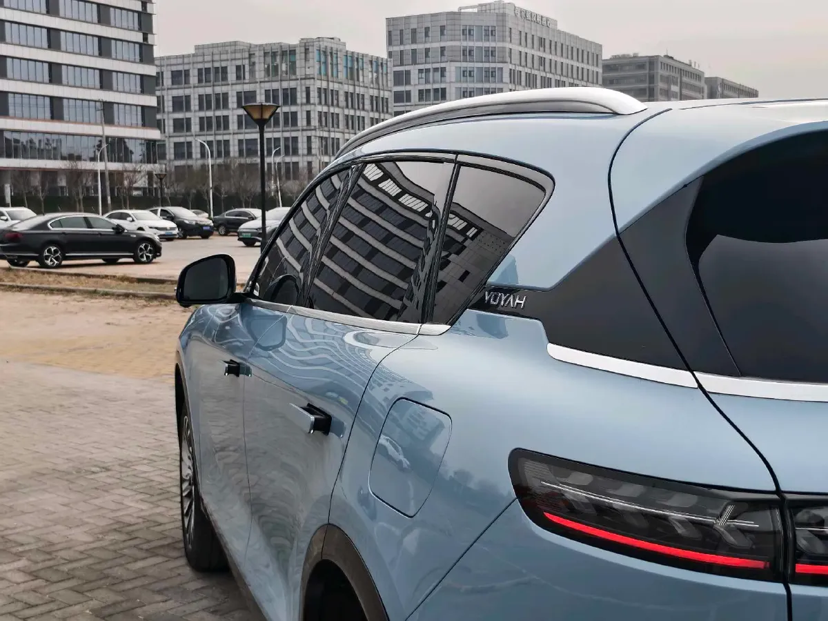 2021 Voyah FREE Range Extended 109HP REEV 33KWH,autocango,china used car exporter,china ev exporter,chinese used car exporter,chinese used ev exporter