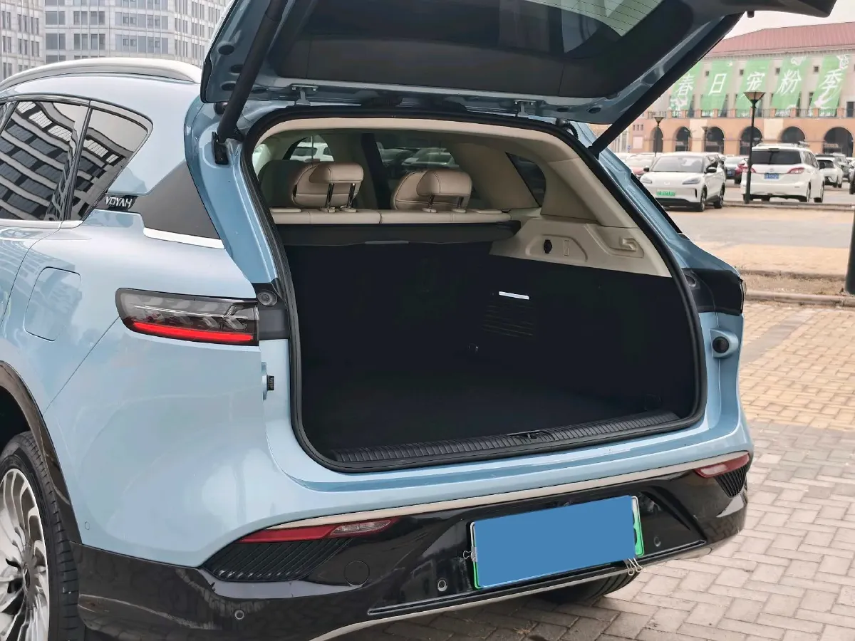 2021 Voyah FREE Range Extended 109HP REEV 33KWH,autocango,china used car exporter,china ev exporter,chinese used car exporter,chinese used ev exporter