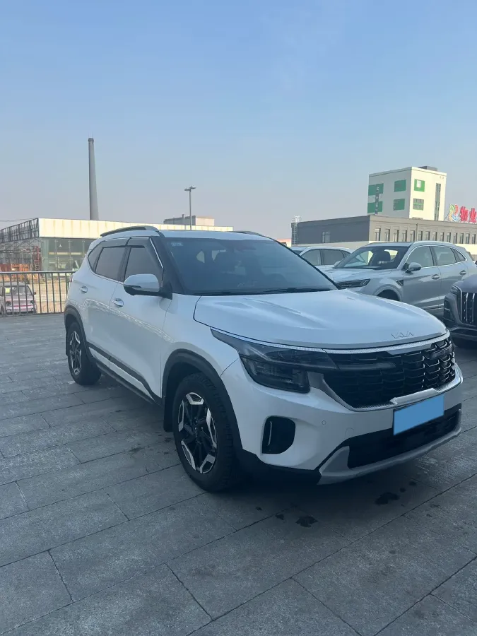 2023 Kia Seltos 1.5L 115HP L4 CVT,autocango,china used car exporter,china ev exporter,chinese used car exporter,chinese used ev exporter