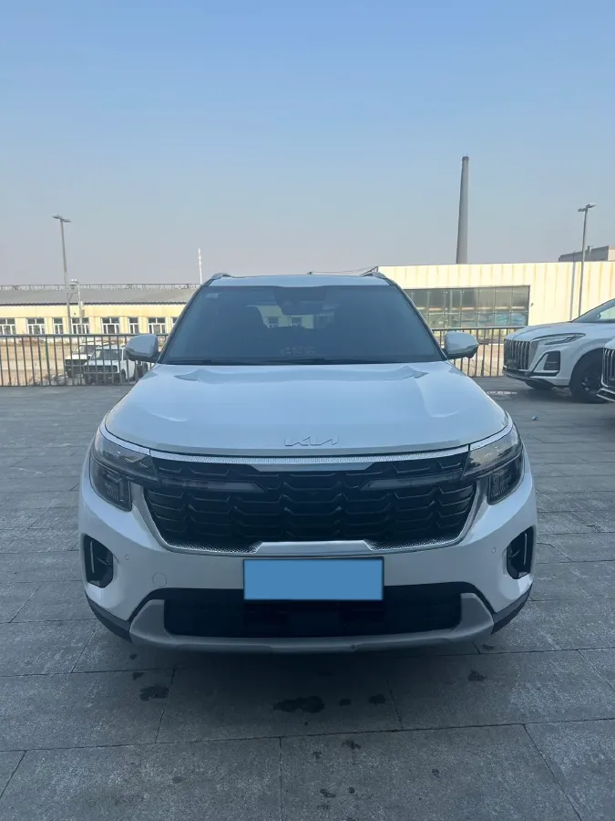 2023 Kia Seltos 1.5L 115HP L4 CVT,autocango,china used car exporter,china ev exporter,chinese used car exporter,chinese used ev exporter