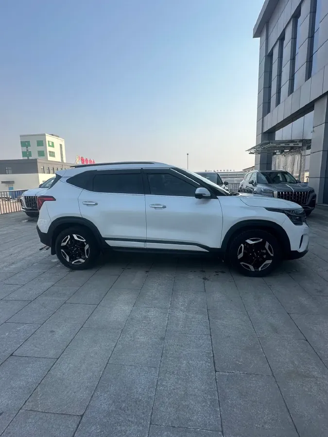 2023 Kia Seltos 1.5L 115HP L4 CVT,autocango,china used car exporter,china ev exporter,chinese used car exporter,chinese used ev exporter