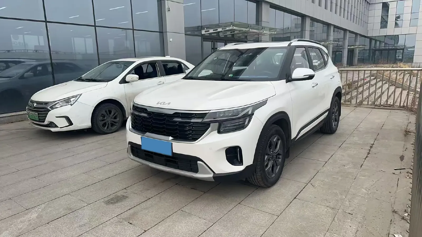 2023 Kia Seltos 1.5L 115HP L4 CVT,autocango,china used car exporter,china ev exporter,chinese used car exporter,chinese used ev exporter