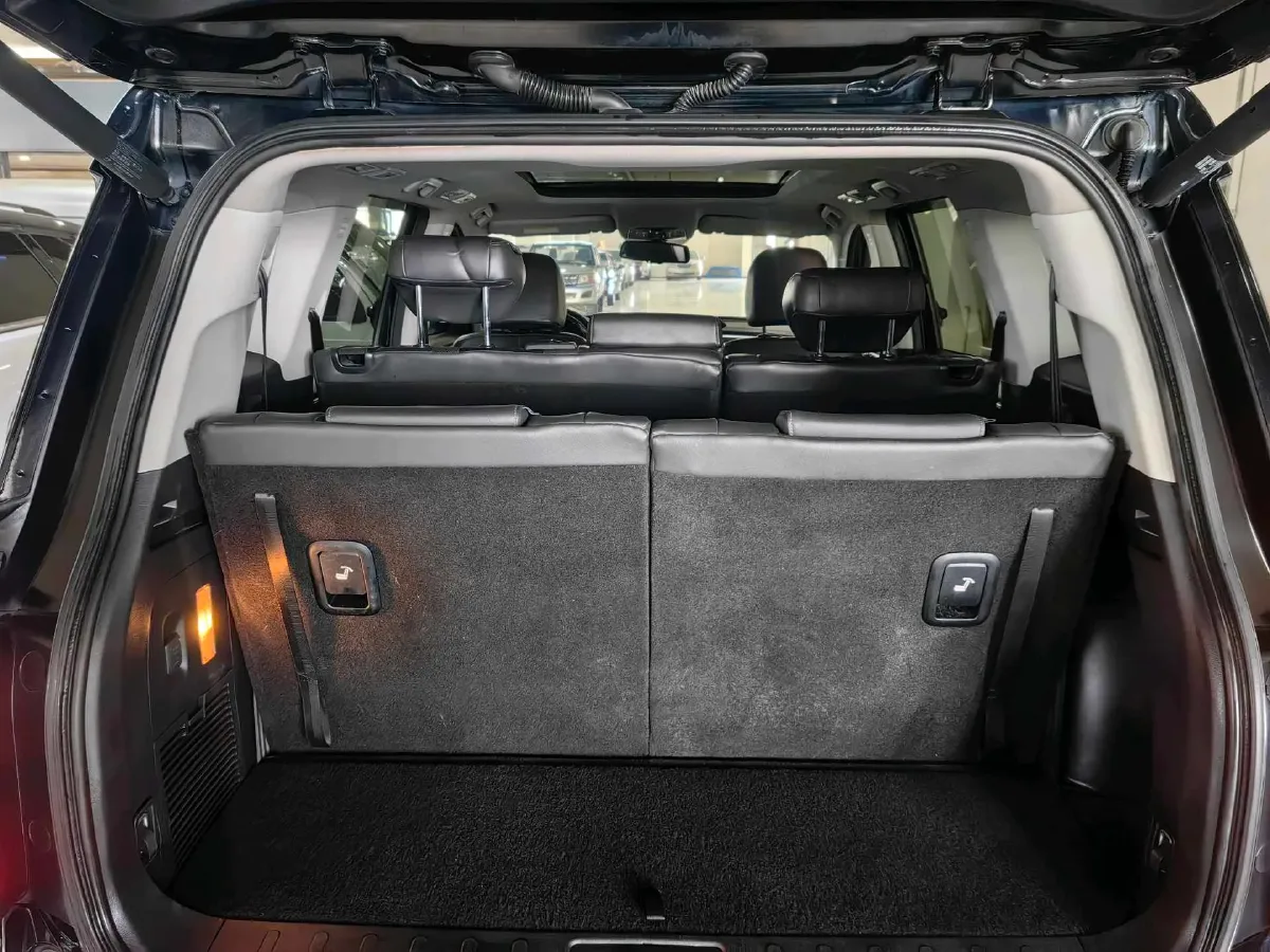 2017 GAC Trumpchi GS8 2.0T 201HP L4 6AT,autocango,china used car exporter,china ev exporter,chinese used car exporter,chinese used ev exporter