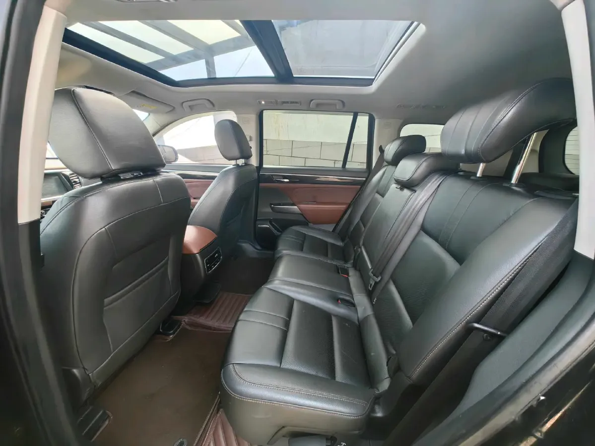 2017 GAC Trumpchi GS8 2.0T 201HP L4 6AT,autocango,china used car exporter,china ev exporter,chinese used car exporter,chinese used ev exporter