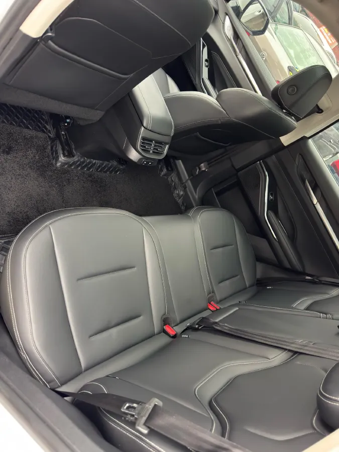 2021 Haval H6 1.5T 169HP L4 7DCT,autocango,china used car exporter,china ev exporter,chinese used car exporter,chinese used ev exporter