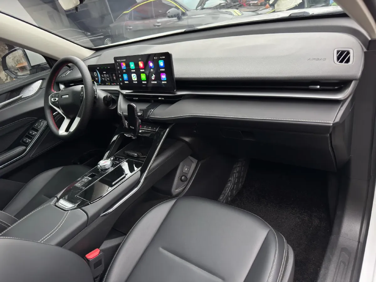 2021 Haval H6 1.5T 169HP L4 7DCT,autocango,china used car exporter,china ev exporter,chinese used car exporter,chinese used ev exporter