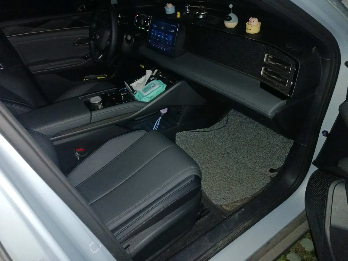 2024 BYD QinL 1.5L 101HP L4 E-CVT PHEV 10.08KWH,autocango,china used car exporter,china ev exporter,chinese used car exporter,chinese used ev exporter