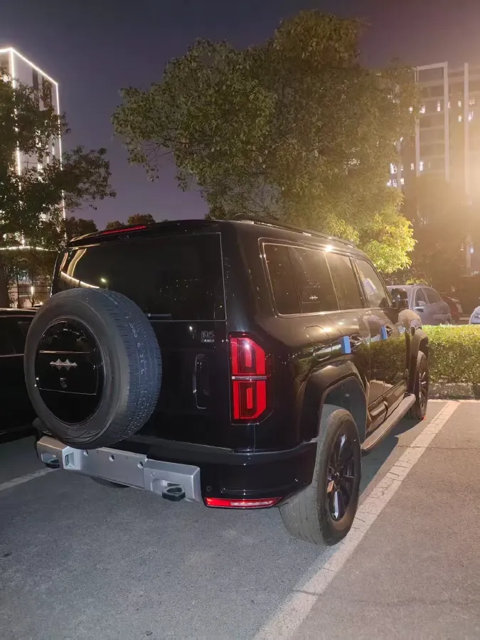 2025 FangChengBao Bao 5 1.5T 194HP L4 E-CVT PHEV 31.8KWH,autocango,china used car exporter,china ev exporter,chinese used car exporter,chinese used ev exporter