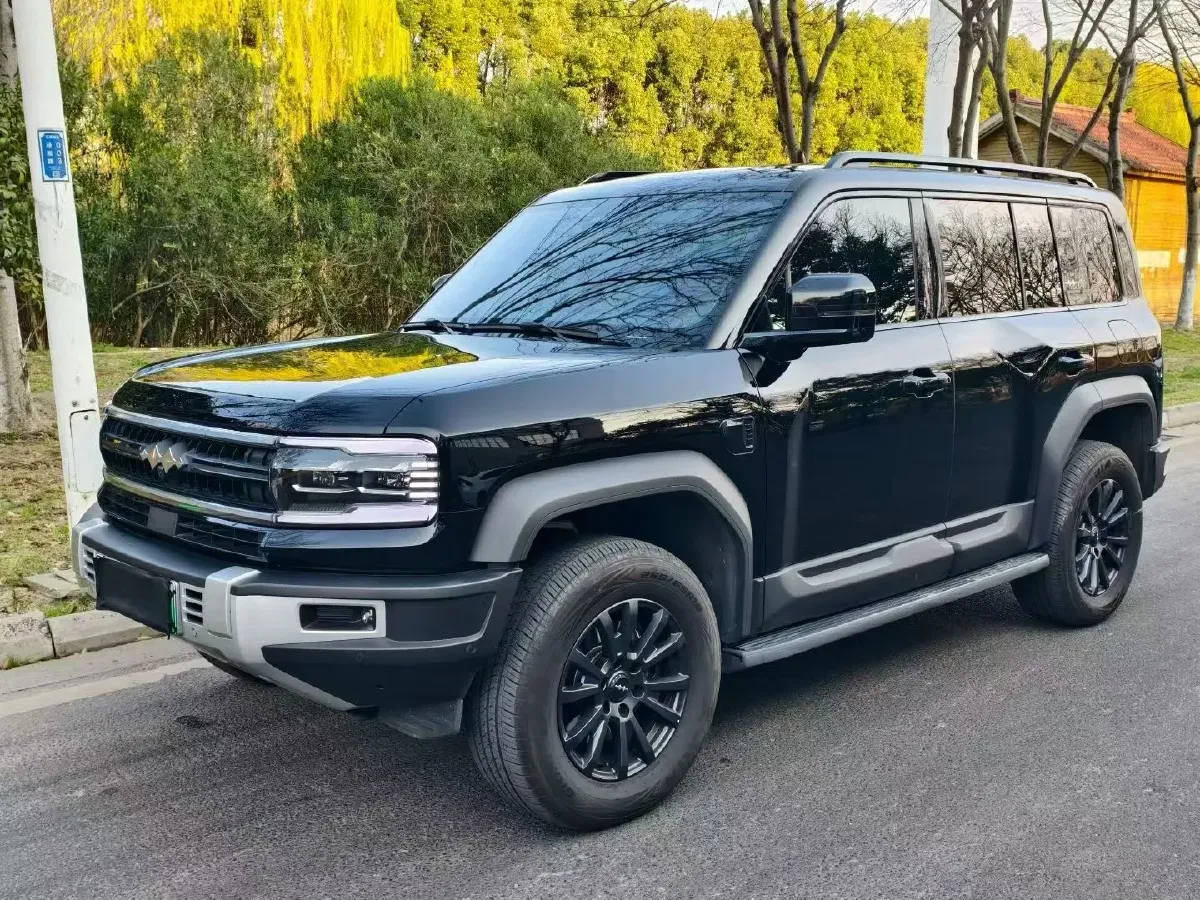 2025 FangChengBao Bao 5 1.5T 194HP L4 E-CVT PHEV 31.8KWH,autocango,china used car exporter,china ev exporter,chinese used car exporter,chinese used ev exporter