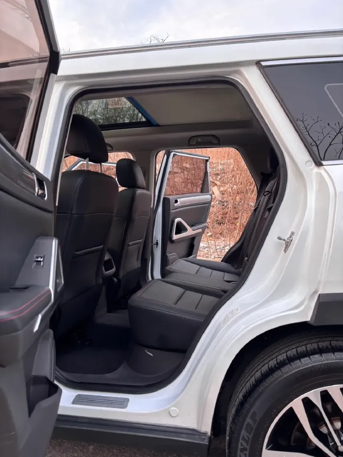 2018 BAIC ChangHe Q7 1.5T 150HP L4 CVT,autocango,china used car exporter,china ev exporter,chinese used car exporter,chinese used ev exporter