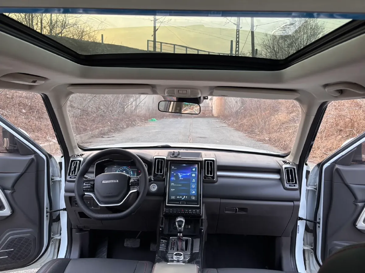 2018 BAIC ChangHe Q7 1.5T 150HP L4 CVT,autocango,china used car exporter,china ev exporter,chinese used car exporter,chinese used ev exporter