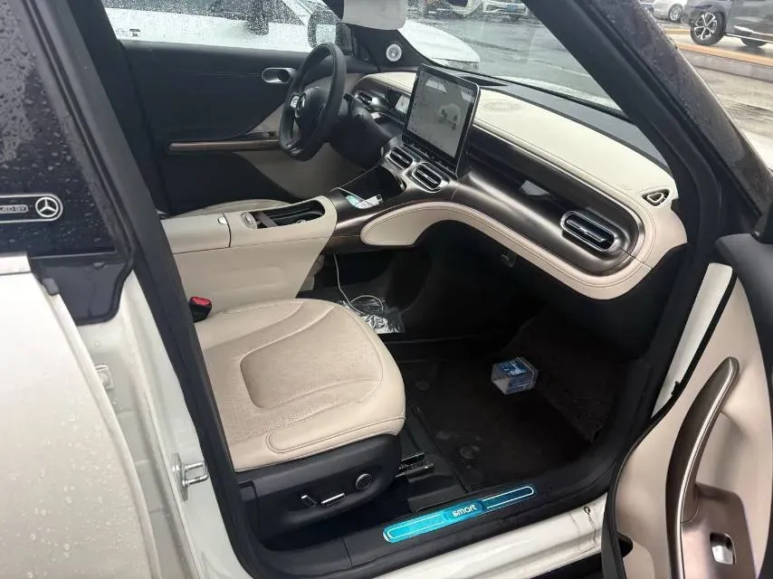 2022 Smart smart Elf 1 BEV 66KWH,autocango,china used car exporter,china ev exporter,chinese used car exporter,chinese used ev exporter