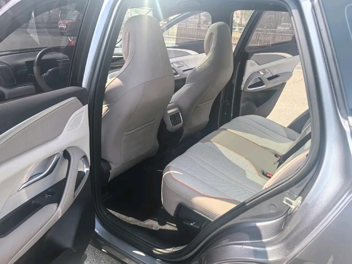 2023 BYD Song Pro 1.5L 110HP L4 E-CVT PHEV 18.3KWH,autocango,china used car exporter,china ev exporter,chinese used car exporter,chinese used ev exporter