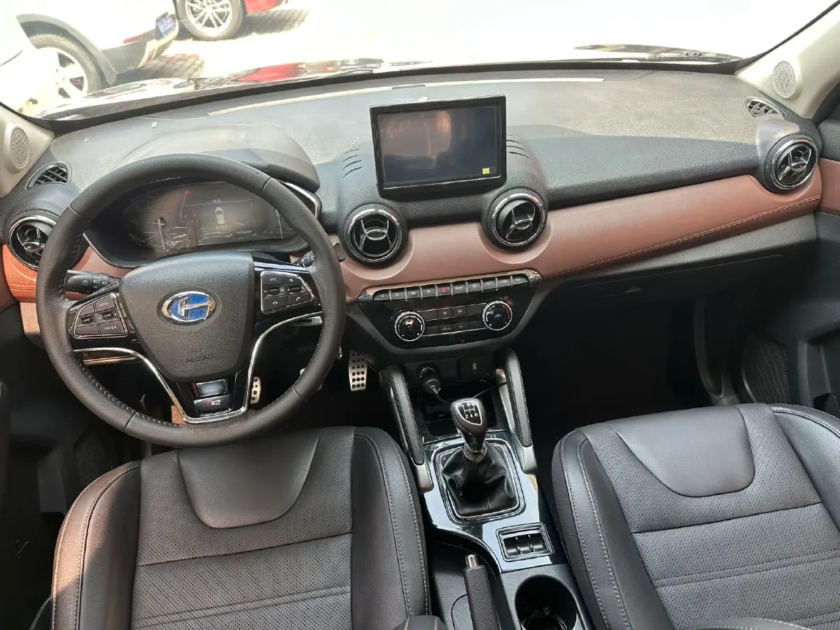 2018 BAIC ChangHe Q35 1.5L 116HP L4 5MT,autocango,china used car exporter,china ev exporter,chinese used car exporter,chinese used ev exporter