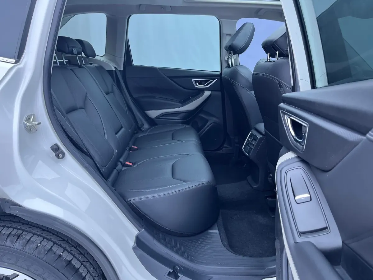 2021 Subaru Forester 2.0L 154HP H4 CVT,autocango,china used car exporter,china ev exporter,chinese used car exporter,chinese used ev exporter