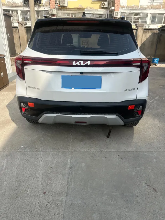 2023 Kia Seltos 1.5L 115HP L4 CVT,autocango,china used car exporter,china ev exporter,chinese used car exporter,chinese used ev exporter