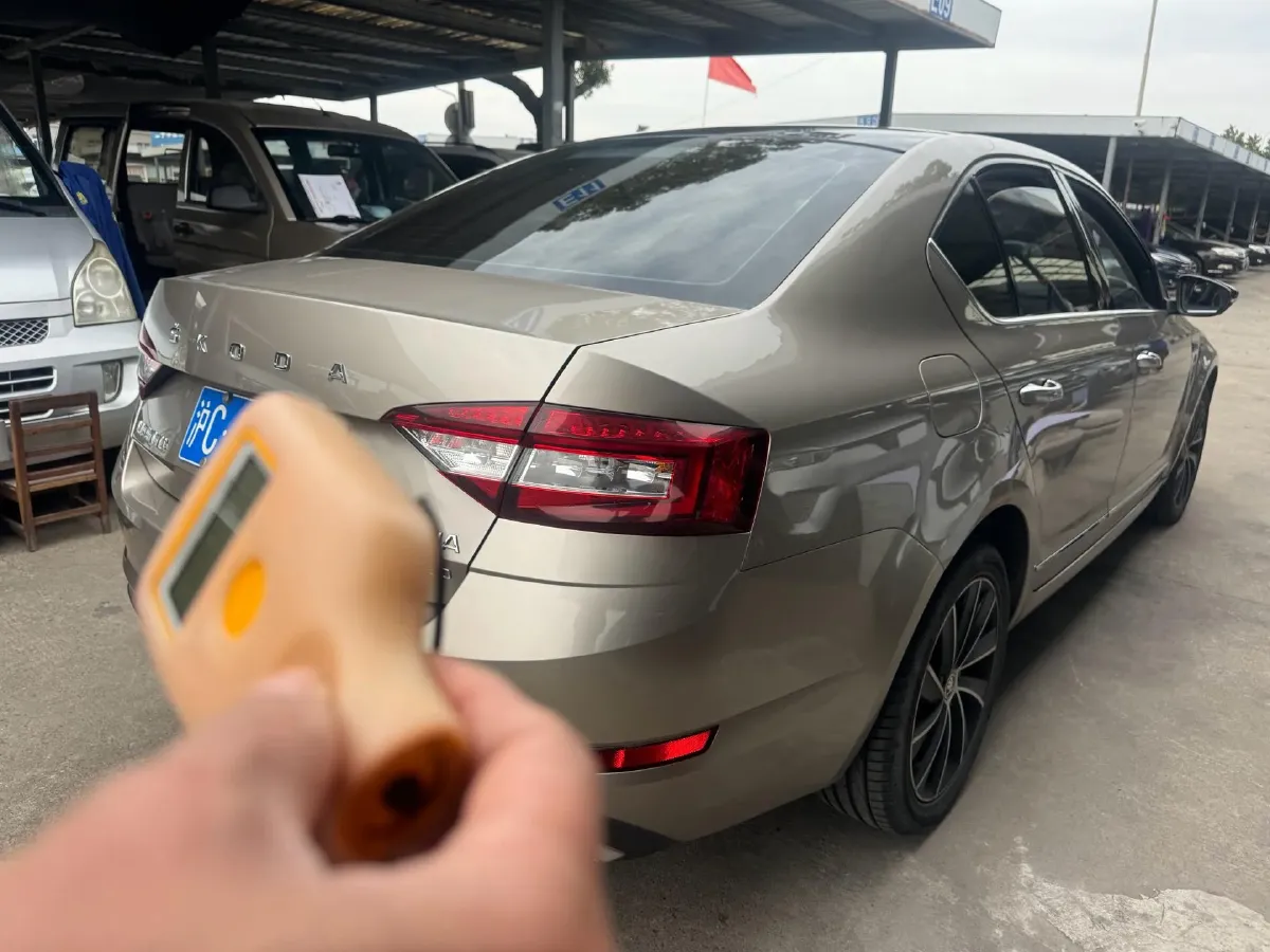 2020 Skoda Octavia 1.4T 150HP L4 7DCT,autocango,china used car exporter,china ev exporter,chinese used car exporter,chinese used ev exporter