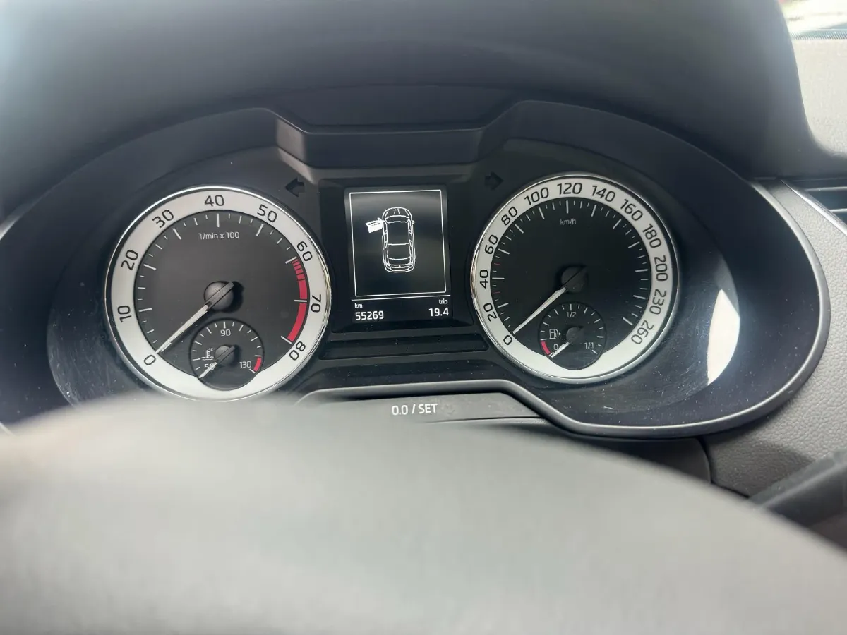 2020 Skoda Octavia 1.4T 150HP L4 7DCT,autocango,china used car exporter,china ev exporter,chinese used car exporter,chinese used ev exporter