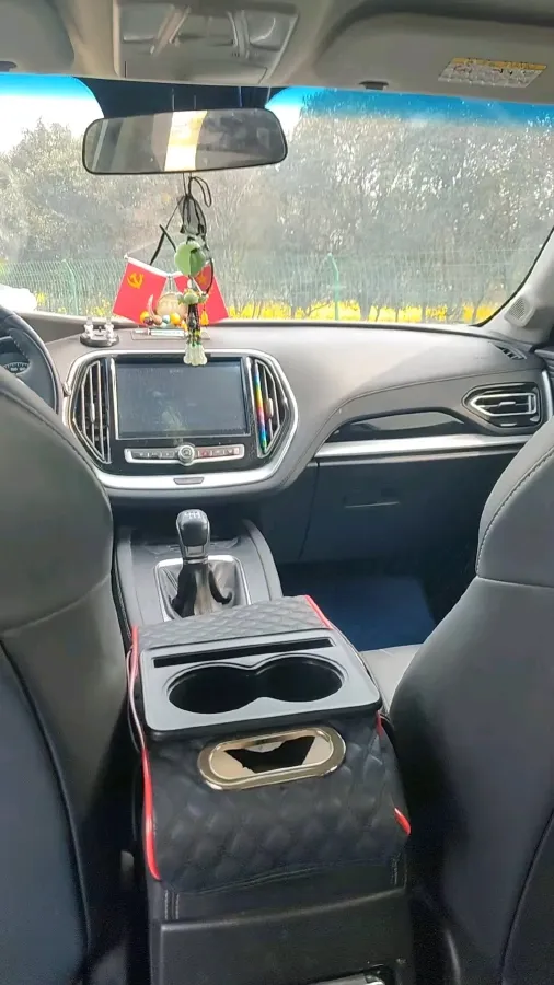 2022 Jetour X70M 1.5T 156HP L4 6MT,autocango,china used car exporter,china ev exporter,chinese used car exporter,chinese used ev exporter