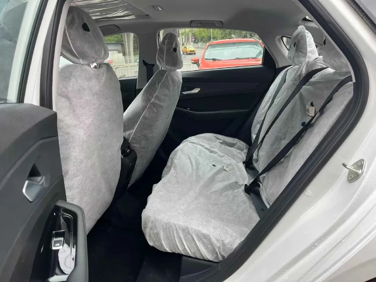 2024 Geely Binray 1.5T 181HP L4 7DCT,autocango,china used car exporter,china ev exporter,chinese used car exporter,chinese used ev exporter