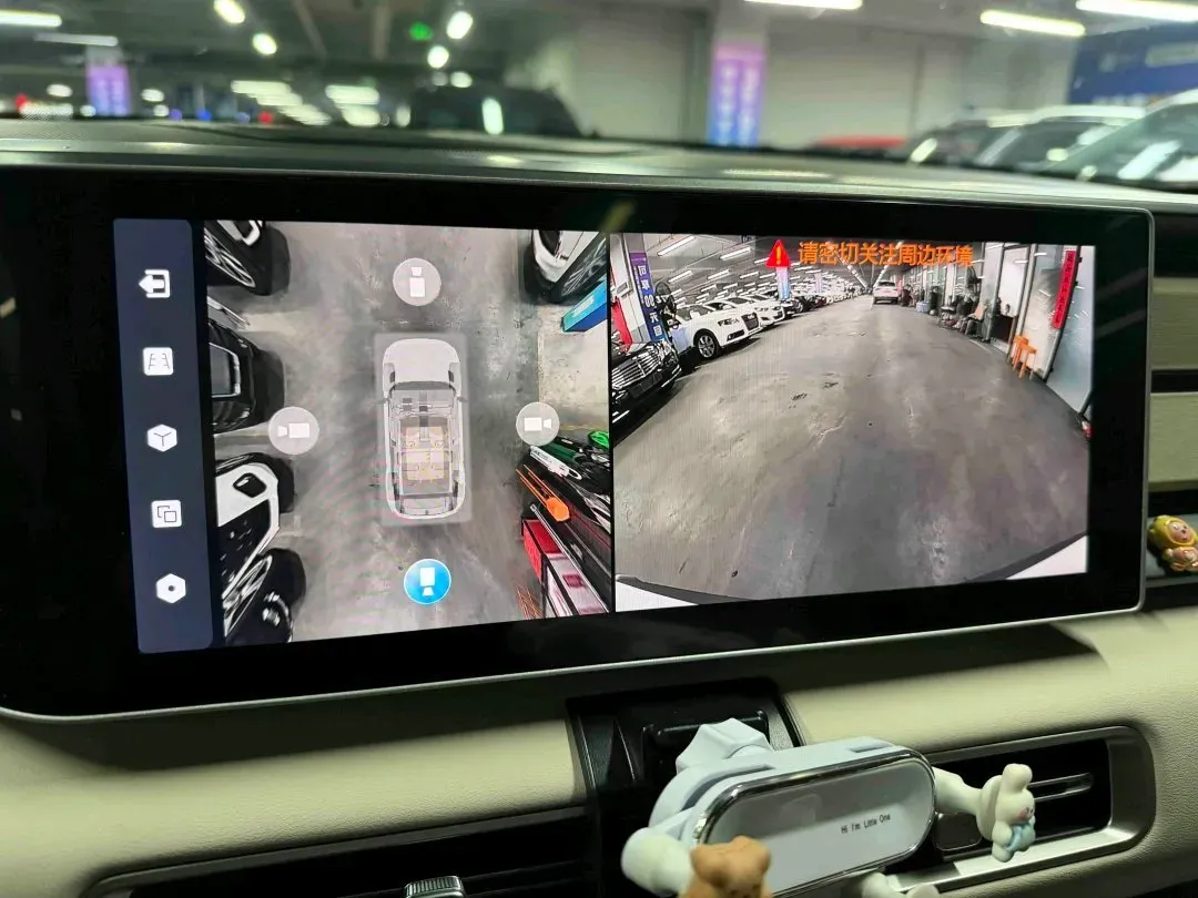 2023 Geely ICON 1.5T 181HP L4 7DCT,autocango,china used car exporter,china ev exporter,chinese used car exporter,chinese used ev exporter