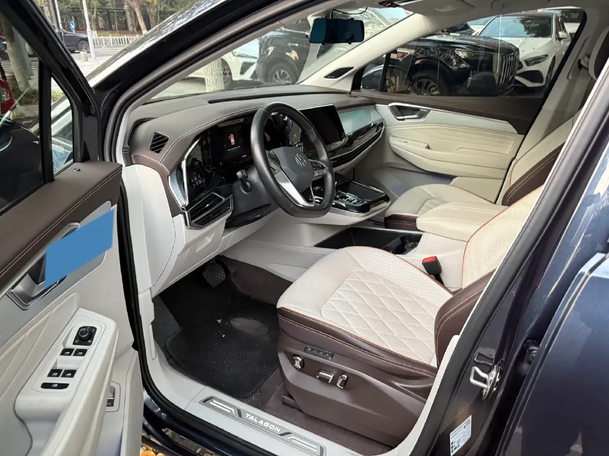 2022 Volkswagen Talagon 2.0T 220HP L4 7DCT,autocango,china used car exporter,china ev exporter,chinese used car exporter,chinese used ev exporter