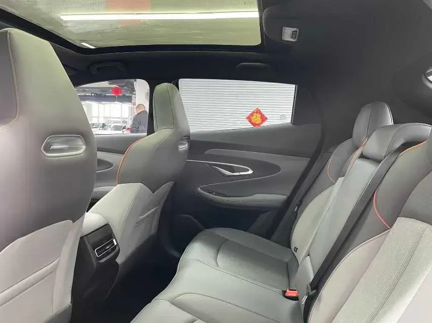 2022 ChangAn UNI-T 1.5T 188HP L4 7DCT,autocango,china used car exporter,china ev exporter,chinese used car exporter,chinese used ev exporter