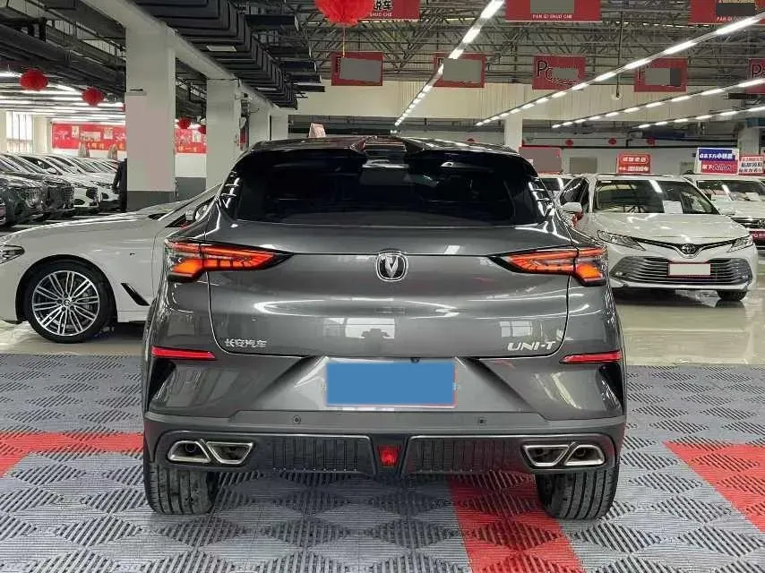 2022 ChangAn UNI-T 1.5T 188HP L4 7DCT,autocango,china used car exporter,china ev exporter,chinese used car exporter,chinese used ev exporter