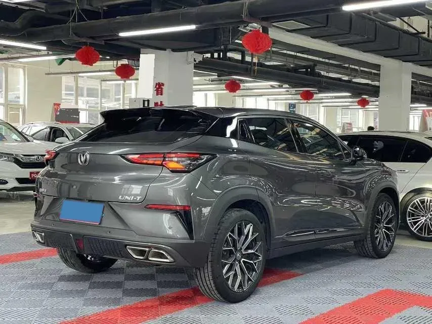 2022 ChangAn UNI-T 1.5T 188HP L4 7DCT,autocango,china used car exporter,china ev exporter,chinese used car exporter,chinese used ev exporter