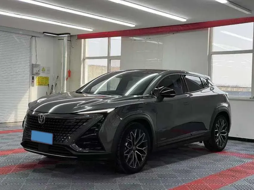 2022 ChangAn UNI-T 1.5T 188HP L4 7DCT,autocango,china used car exporter,china ev exporter,chinese used car exporter,chinese used ev exporter