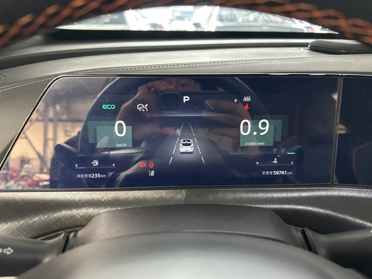 2022 ChangAn UNI-T 1.5T 188HP L4 7DCT,autocango,china used car exporter,china ev exporter,chinese used car exporter,chinese used ev exporter