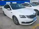 2018 Skoda Octavia 1.6L 110HP L4 6AT