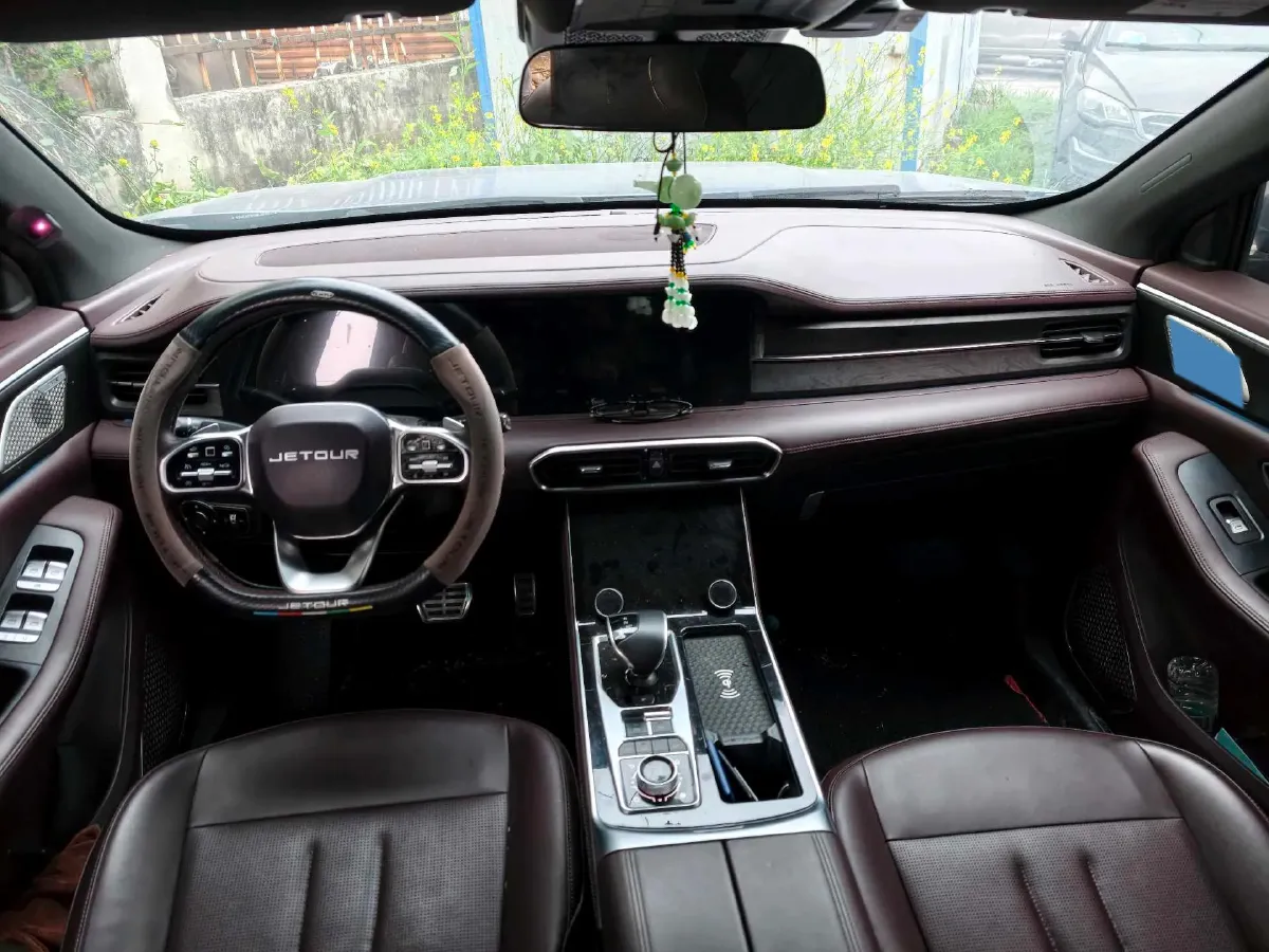 2022 Jetour X90 2.0T 254HP L4 7DCT,autocango,china used car exporter,china ev exporter,chinese used car exporter,chinese used ev exporter