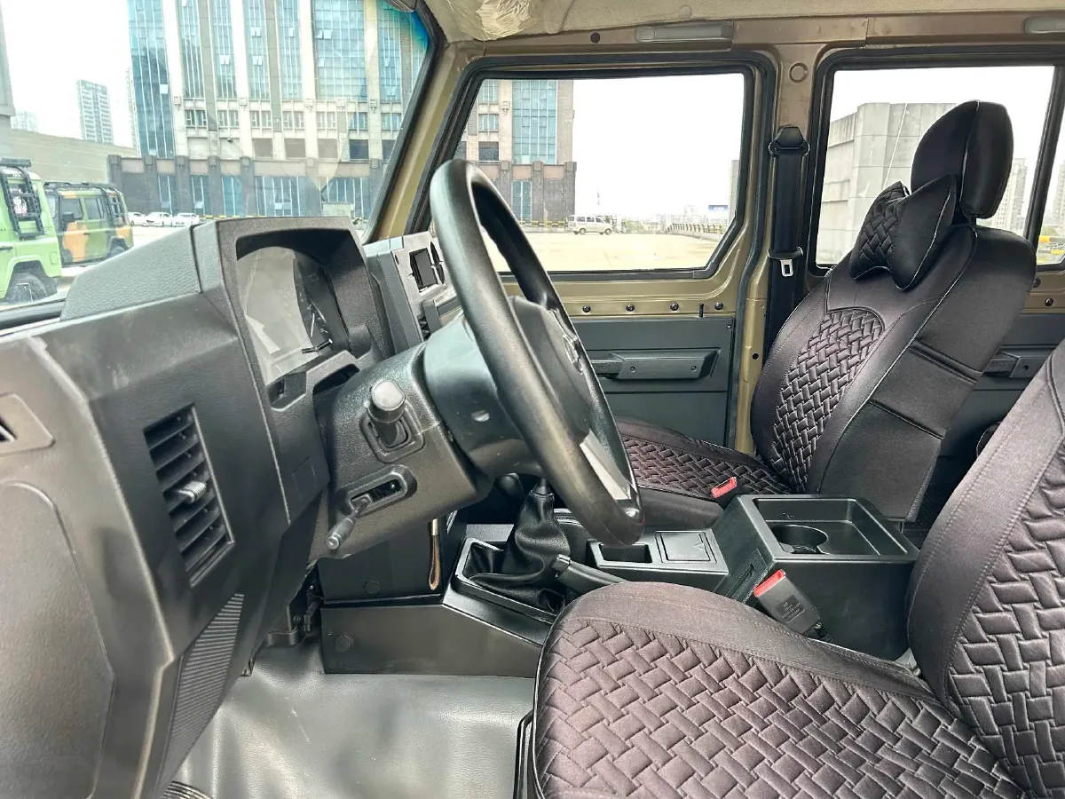 2020 BAW 212 2.4T 211HP L4 6MT,autocango,china used car exporter,china ev exporter,chinese used car exporter,chinese used ev exporter