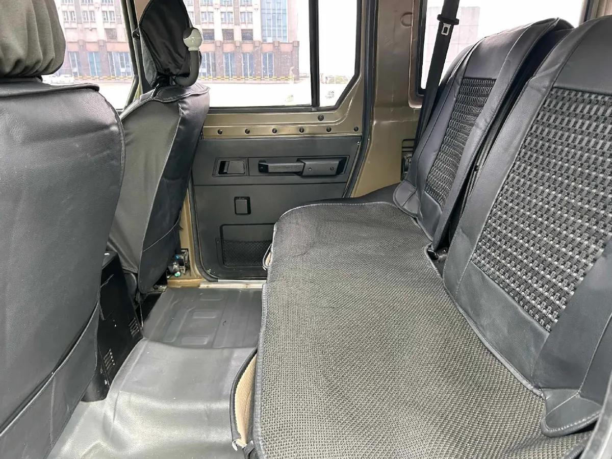 2020 BAW 212 1.5T 136HP L4 5MT,autocango,china used car exporter,china ev exporter,chinese used car exporter,chinese used ev exporter