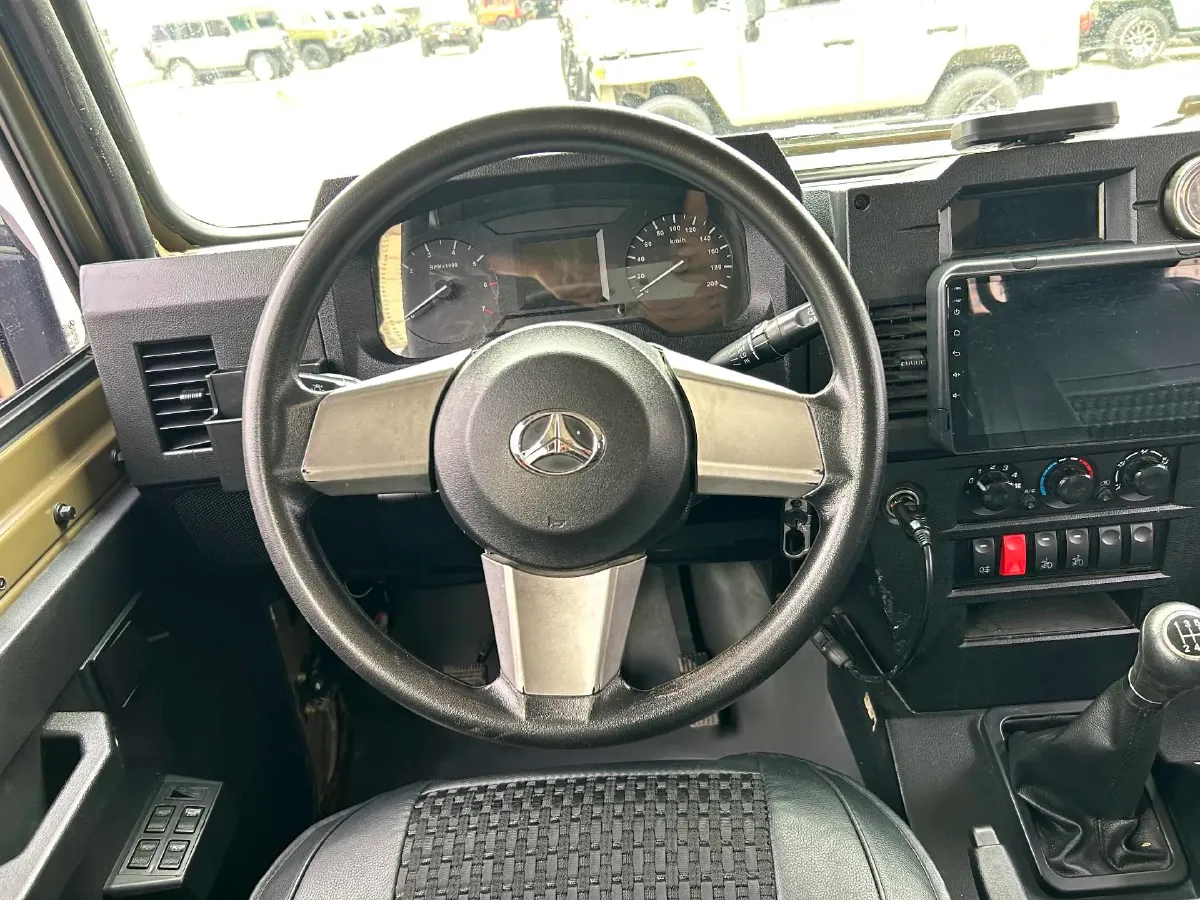 2020 BAW 212 1.5T 136HP L4 5MT,autocango,china used car exporter,china ev exporter,chinese used car exporter,chinese used ev exporter