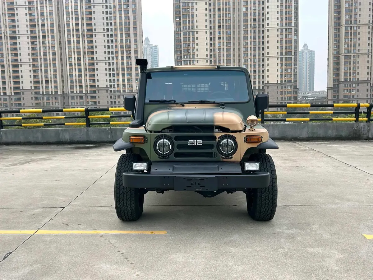 2023 BAW 212 2.4T 211HP L4 6MT,autocango,china used car exporter,china ev exporter,chinese used car exporter,chinese used ev exporter