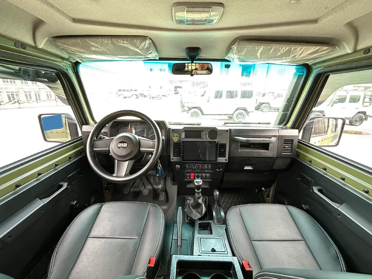 2023 BAW 212 2.4T 211HP L4 6MT,autocango,china used car exporter,china ev exporter,chinese used car exporter,chinese used ev exporter