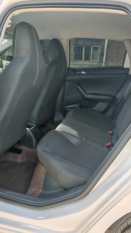 2023 Volkswagen Polo 1.5L 110HP L4 6AT,autocango,china used car exporter,china ev exporter,chinese used car exporter,chinese used ev exporter